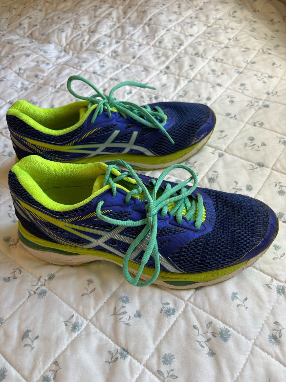 ASICS Blue & Lime Women's Running Shoes - Picture 2 of 5